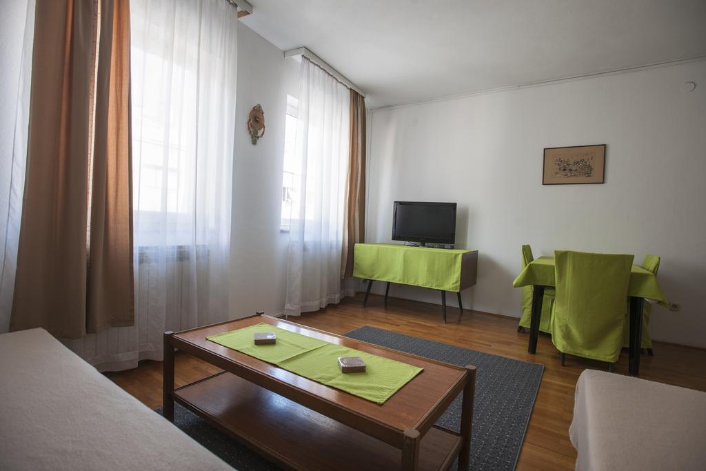 Apartment Fleger Zagreb Ruang foto