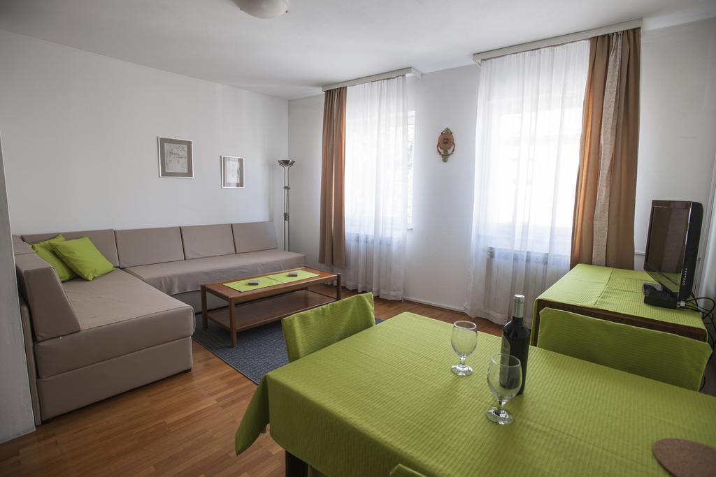 Apartment Fleger Zagreb Bagian luar foto